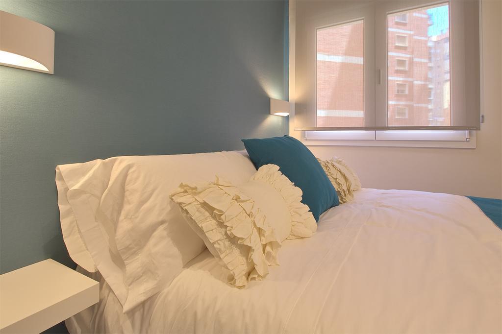 Apartamentos Malagueta Urban Beach Малага Экстерьер фото