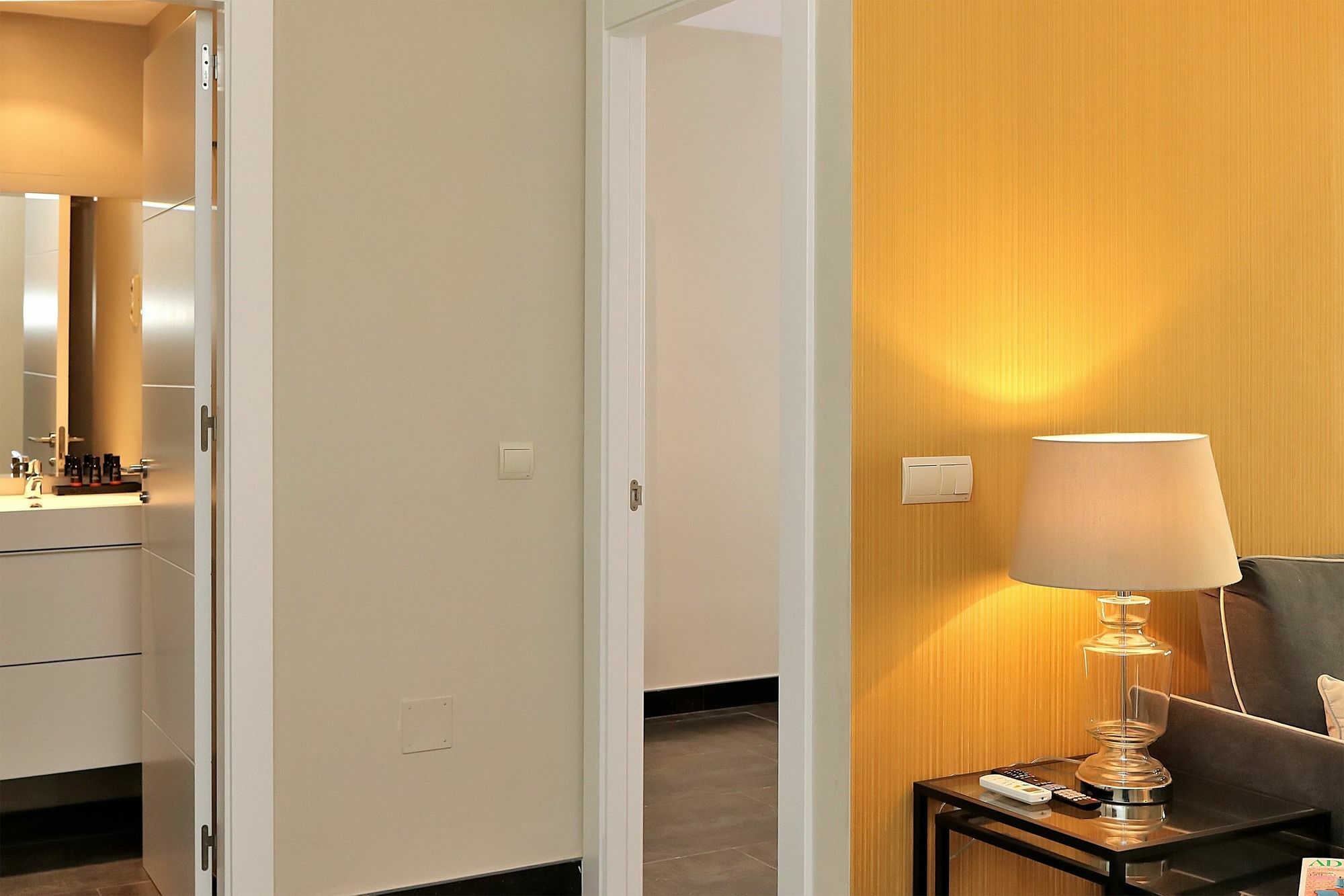 Apartamentos Malagueta Urban Beach Малага Экстерьер фото